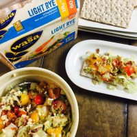 Wasa Crispbread recipes make for perfect snacks and appetizers! Our watermelon and feta salsa, BLT, and avocado spread recipes are delicious and satisfy kids and adults. Healthy Recipes | Healthy Snacks | Wasa Bread Snacks | Wasa Crispbread Snack Recipes