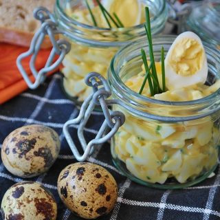 Recipes don’t need to be complicated to fit within the keto diet and the same goes for on the go keto snacks. Make them ahead of time and enjoy them when you need a quick, healthy bite. On The Go Keto Snacks | Best On The Go Keto Snacks | Easy On The Go Keto Snacks | DIY OnThe Go Keto Snacks | DIY Keto Snacks | DIY Low Carb Snacks | Best Low Carb Snack Recipes | Easy Keto Snack Recipes | Best Keto Snack Recipes