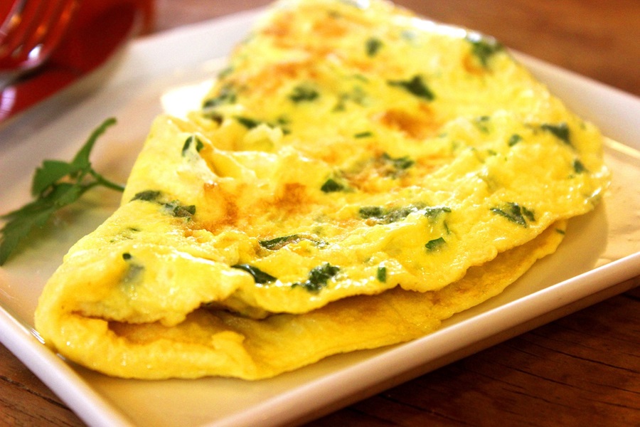 LIIFT4 Meal Plan B Recipes Close Up of an Omelette on a Plate