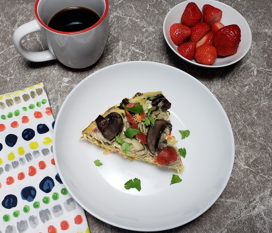 Adding vegetables to your breakfast is an easy way to start your day off in a healthy way. This delicious 2B Mindset crockpot overnight breakfast casserole helps you do just that. Healthy Breakfast Casserole Recipe | What is Breakfast Casserole | 2B Mindset Recipes | Crockpot Weight Loss Recipes