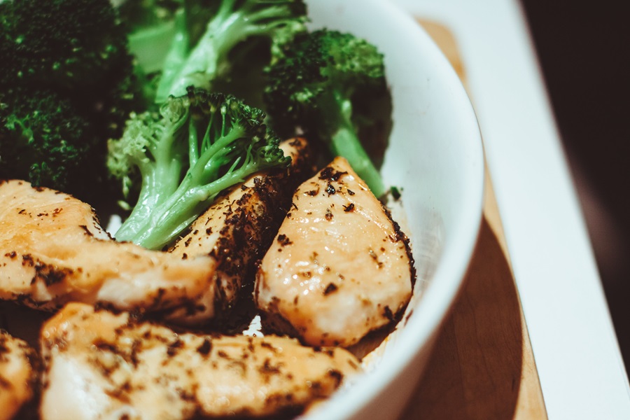 Beachbody 2B Mindset FAQ Close Up of Chicken and Broccoli on a Plate